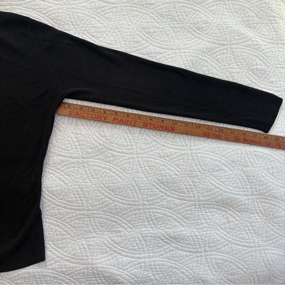 Vintage Silk Cardigan Ann Taylor Mini Eyelet detailing  Black Medium - Picture 5 of 7